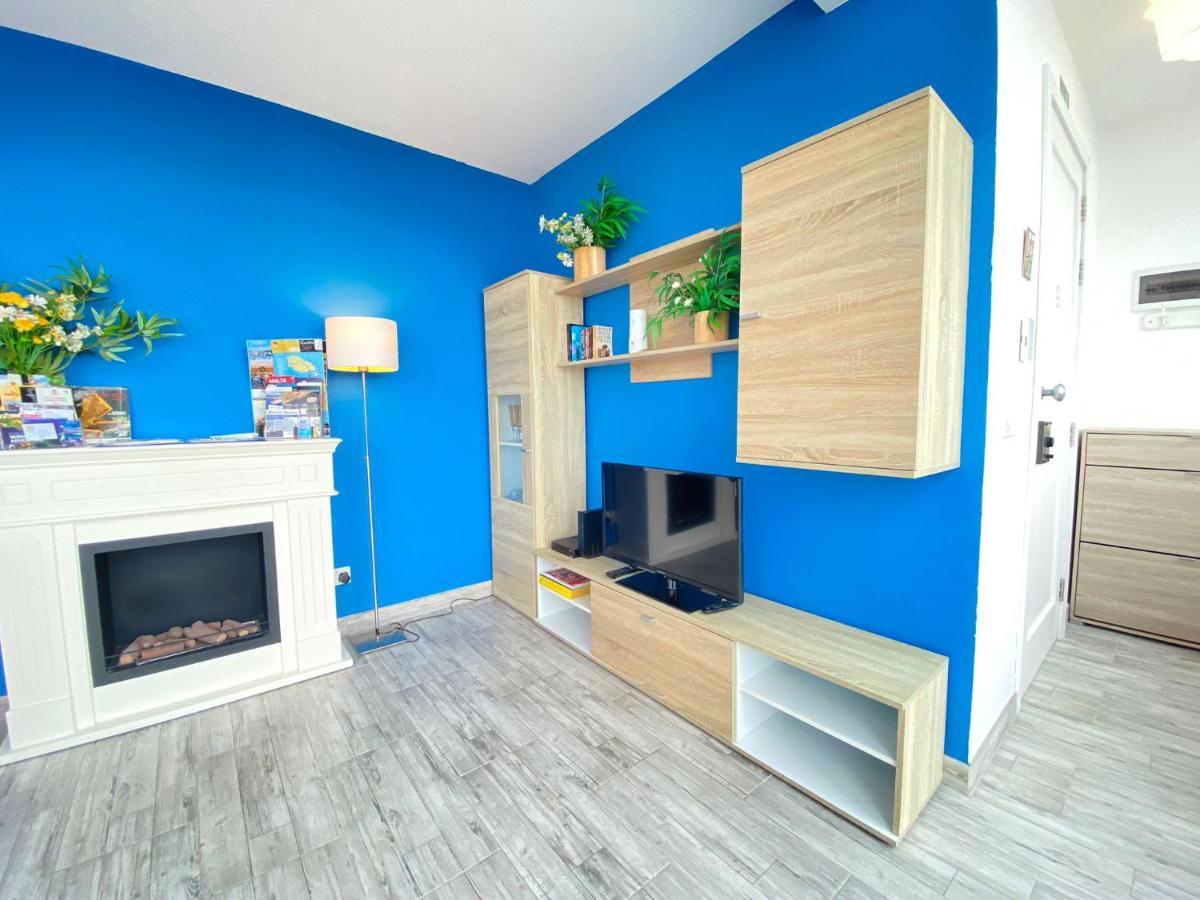 Penthouse "Maltese Scent" Apartment Mellieha Bagian luar foto